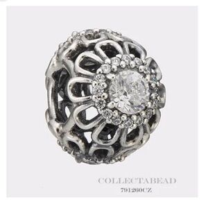 RETIRED RARE Pandora Sterling Silver Floral
Charm Clear Zirconia 791260CZ Sunflo